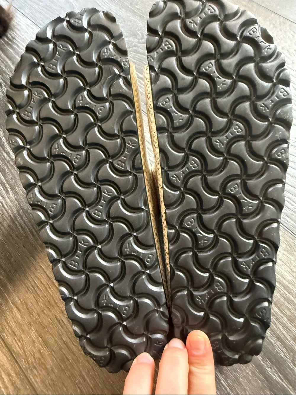 NWOB Birkenstock Arizona Shiny Python Sandals – Eggshell/Gold - 37